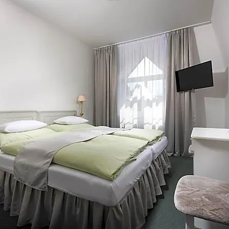 Hotell Ferdinand 3*