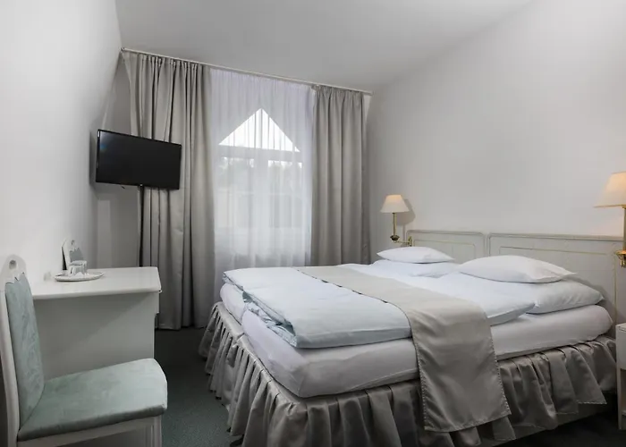 Hotel Ferdinand 3*